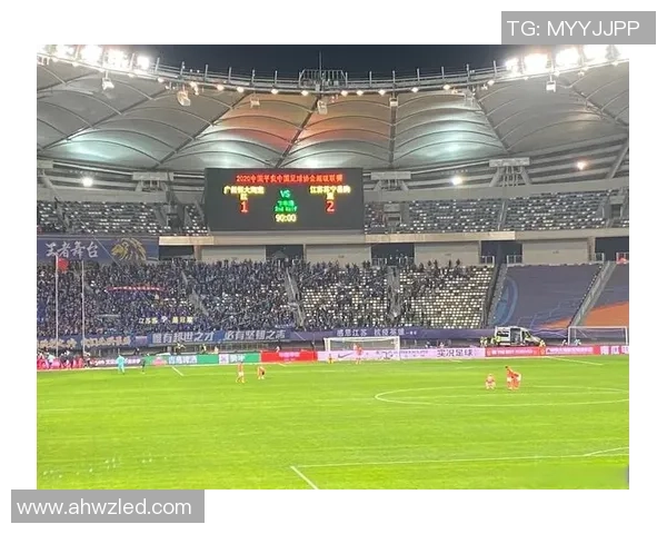 新城堡脸与墨尔本城的精彩对决揭示足球魅力与战术较量