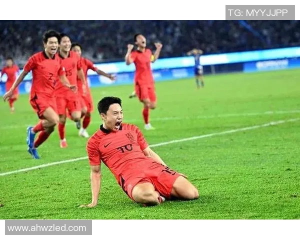 2010年中国与韩国足球对决回顾：激情碰撞与历史交锋的经典瞬间